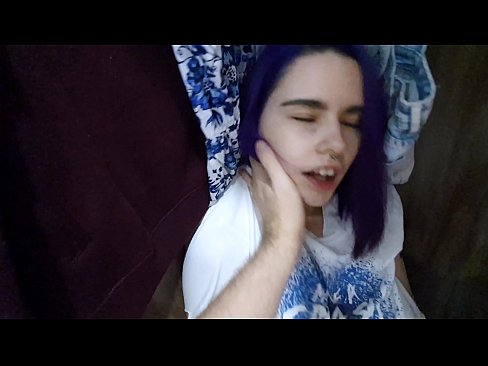 ❤️ Ndinamupeza sis wanga ali kuchipinda ndikumuthandiza kulira Zolaula pa ny.pornolemon.ru ❌
